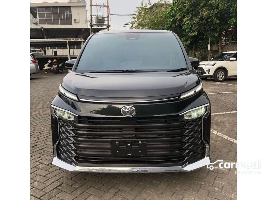 Jual Mobil Toyota Voxy 2024 2.0 di DKI Jakarta Automatic Van Wagon Hitam Rp 600.000.000