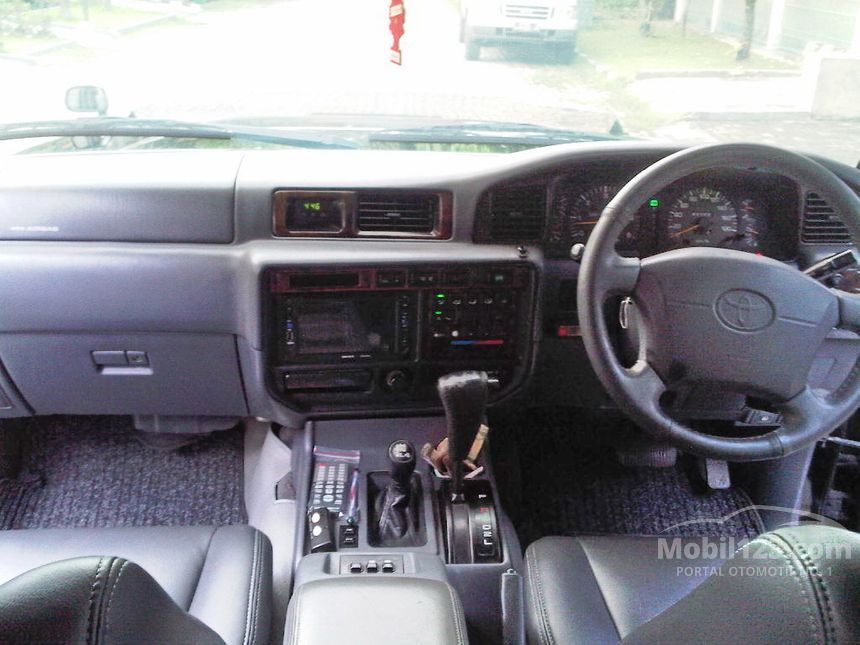 1997 Toyota Land Cruiser SUV Offroad 4WD