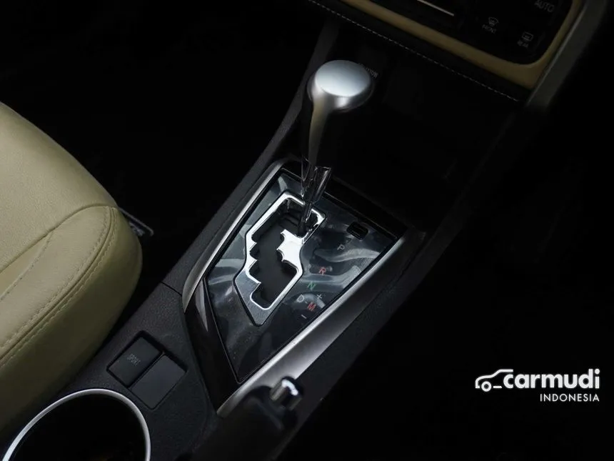 2018 Toyota Corolla Altis V Sedan