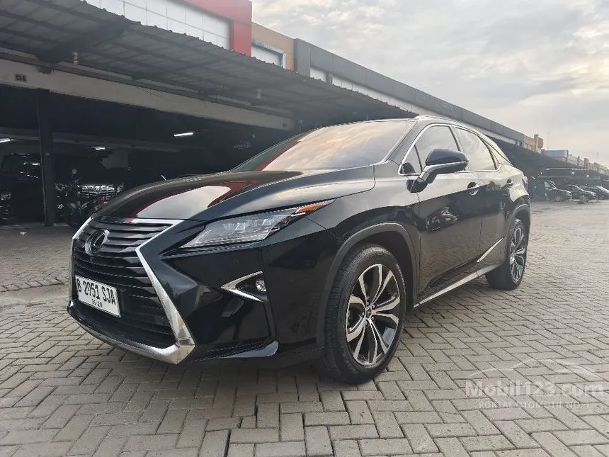 Jual Mobil Lexus RX300 2020 Luxury 2.0 di DKI Jakarta Automatic SUV Hitam Rp 689.000.000