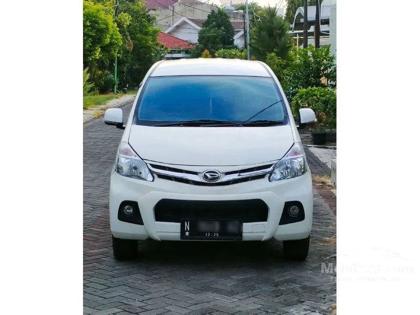 Jual Mobil Daihatsu Xenia 2013 R DLX 1.3 di Jawa Timur Automatic MPV Silver Rp 120.000.000