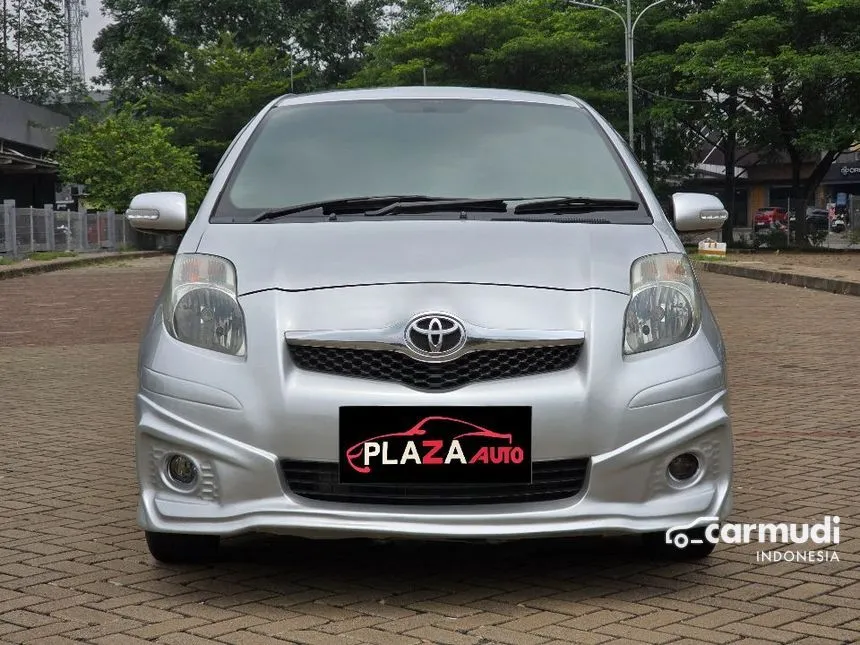 2012 Toyota Yaris E Hatchback