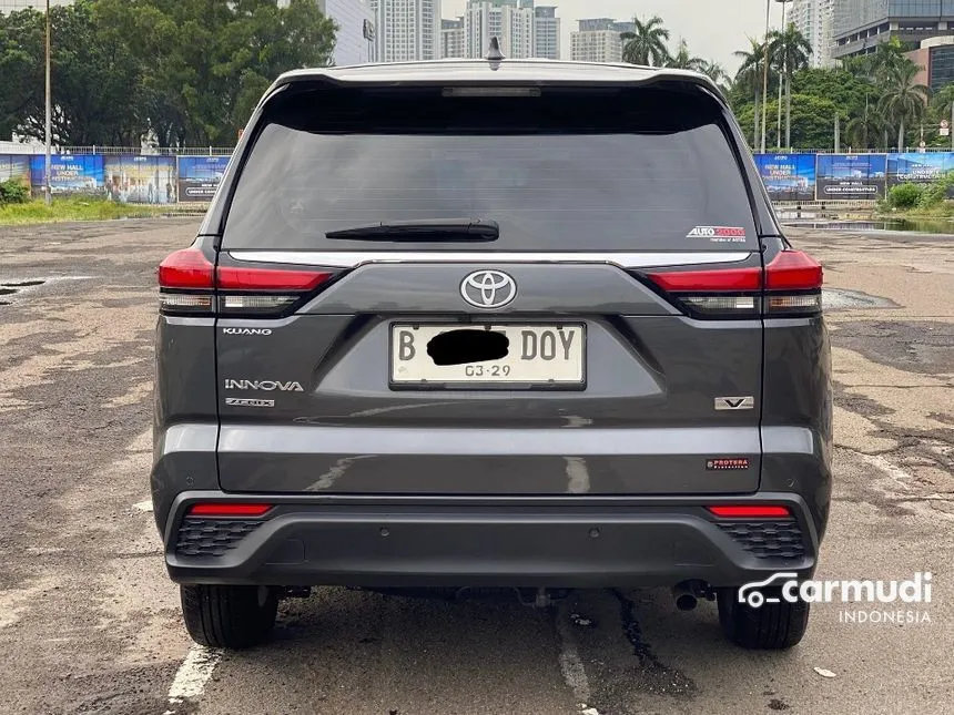 2024 Toyota Kijang Innova Zenix V (Non Premium Color) MPV
