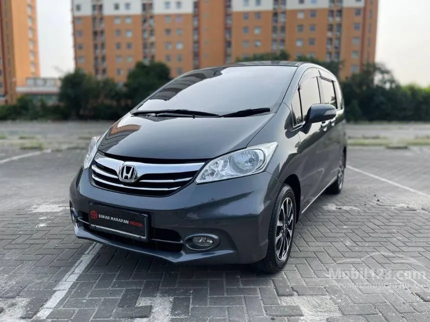 Jual Mobil Honda Freed 2013 E 1.5 di Banten Automatic MPV Abu