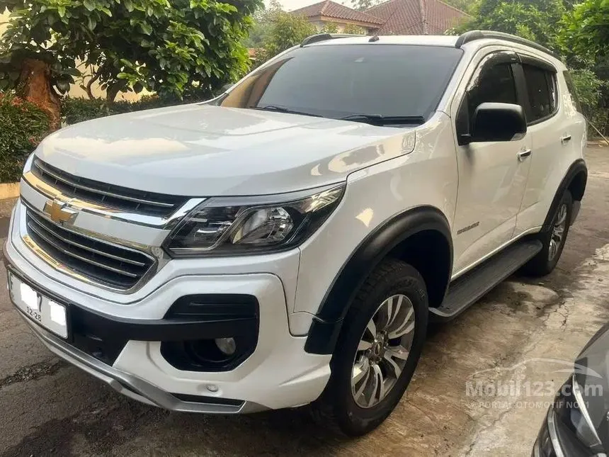 Jual Mobil Chevrolet Trailblazer 2018 LTZ 2.5 di Jawa Barat Automatic SUV Putih Rp 280.000.000