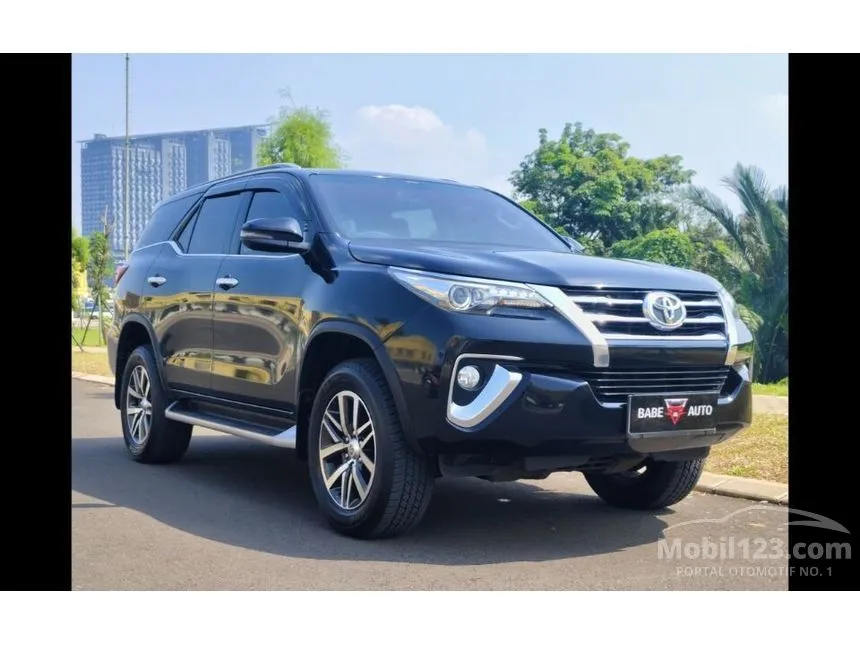 Jual Mobil Toyota Fortuner 2018 VRZ 2.4 di Banten Automatic SUV Hitam Rp 360.000.000