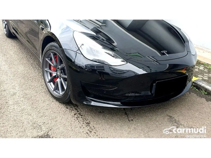 2021 Tesla Model 3 Standard Range Plus Sedan