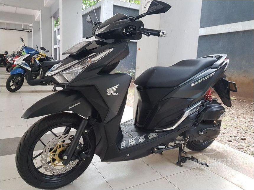 Jual Motor Honda Vario 2019  150 Automatic 0 2 di DKI 