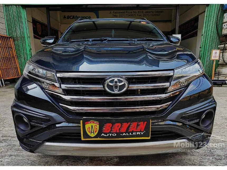 Jual Mobil Toyota Rush 2023 S GR Sport 1.5 di DKI Jakarta Automatic SUV Hitam Rp 245.000.000