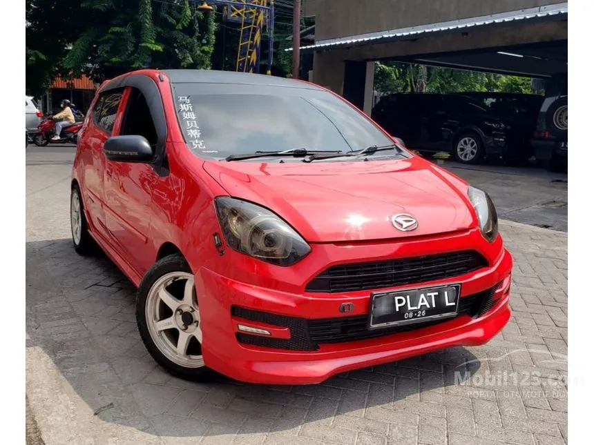 Jual Mobil Daihatsu Ayla 2015 M Sporty 1.0 di Jawa Timur Manual Hatchback Merah Rp 88.000.000