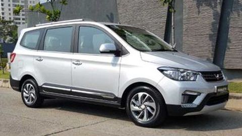 Harga Murah Wuling Confero S Belum Ancam Penjualan Mobil Bekas