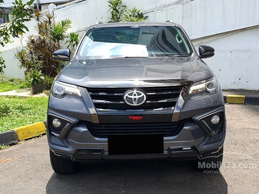 Jual Mobil Toyota Fortuner 2020 TRD 2.4 di DKI Jakarta Automatic SUV Abu