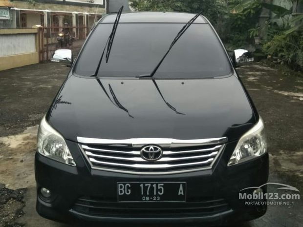 Toyota Kijang Innova Mobil Bekas Baru dijual di 