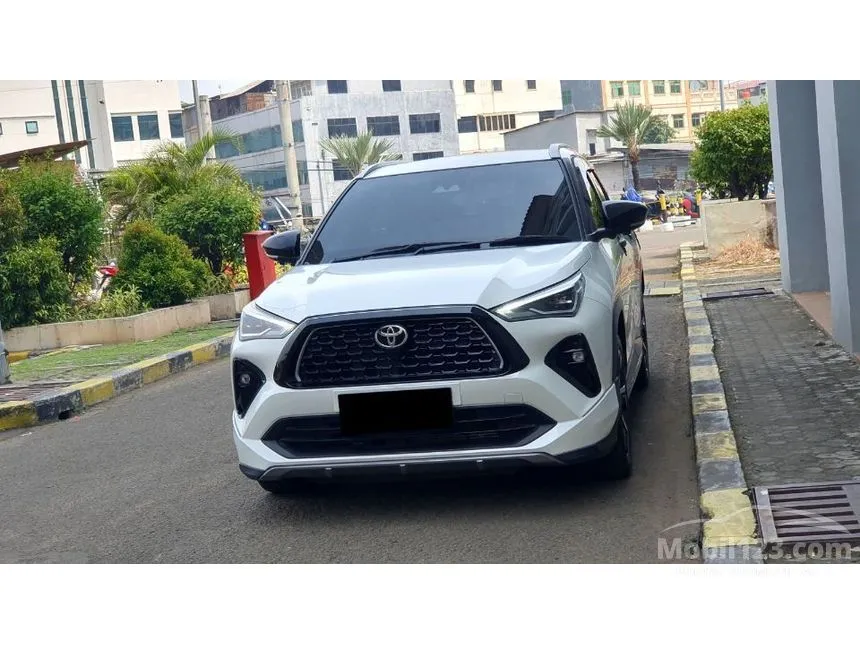2024 Toyota Yaris Cross S with GR Parts Aero Pkg (Prem Clr) SUV