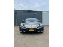 2015 Mercedes-Benz C250 2.0 Exclusive Sedan