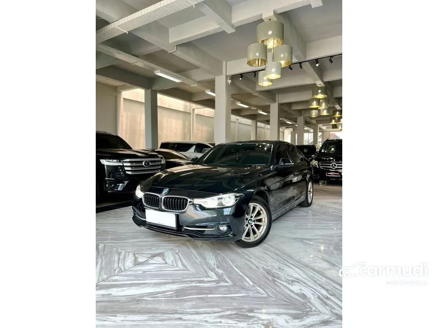 Jual Mobil BMW 320i 2018 Sport 2.0 di DKI Jakarta Automatic Sedan Hitam Rp 399.000.000