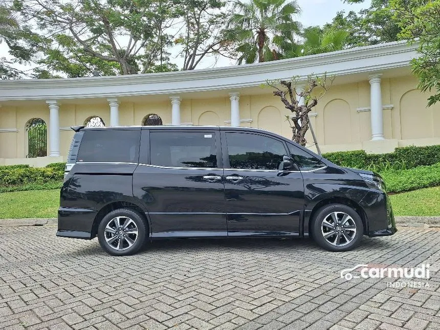 2019 Toyota Voxy Wagon