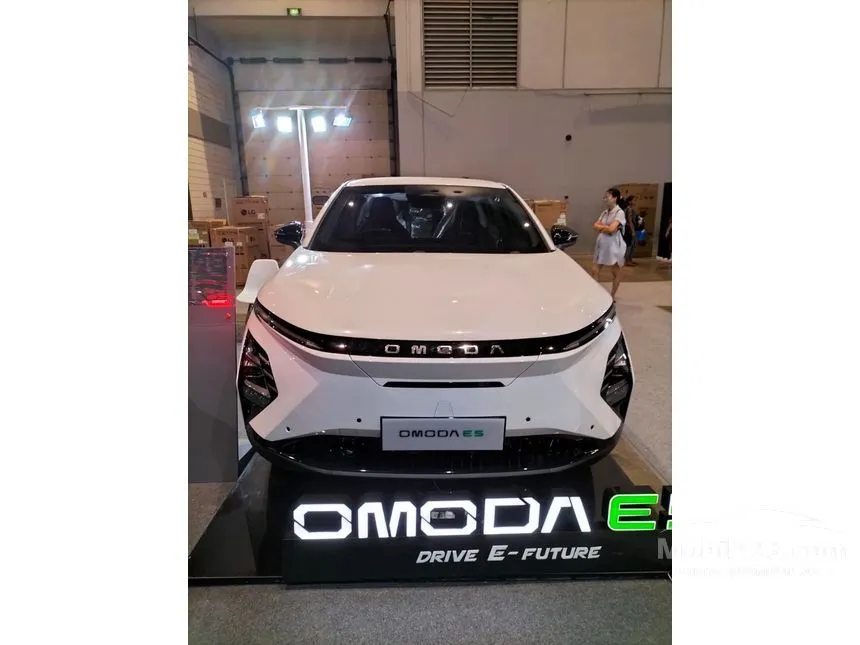 Jual Mobil Chery Omoda E5 2025 EV di Jawa Barat Automatic SUV Putih Rp 460.500.000