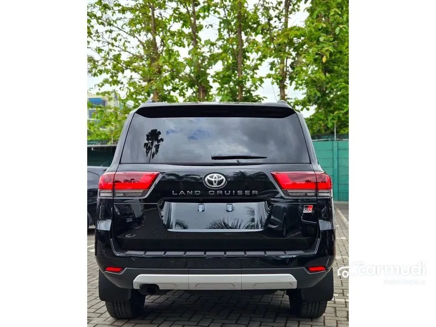 2026 Toyota Land Cruiser 300 VX-R SUV