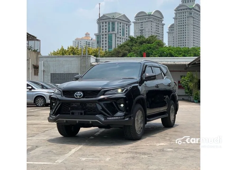 Jual Mobil Toyota Fortuner 2025 VRZ TSS GR Parts Aero Package 2.8 di DKI Jakarta Automatic SUV Hitam Rp 500.700.000