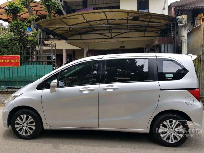 Jual Mobil  Honda  Freed  2013 S 1 5 di Jawa Barat Automatic 