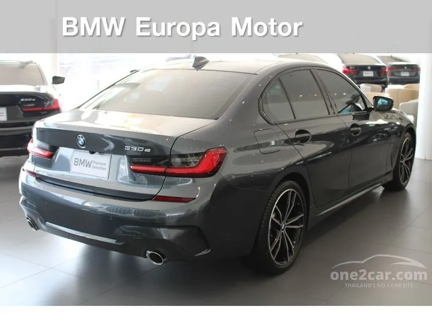 2020 BMW 330e M Sport Sedan