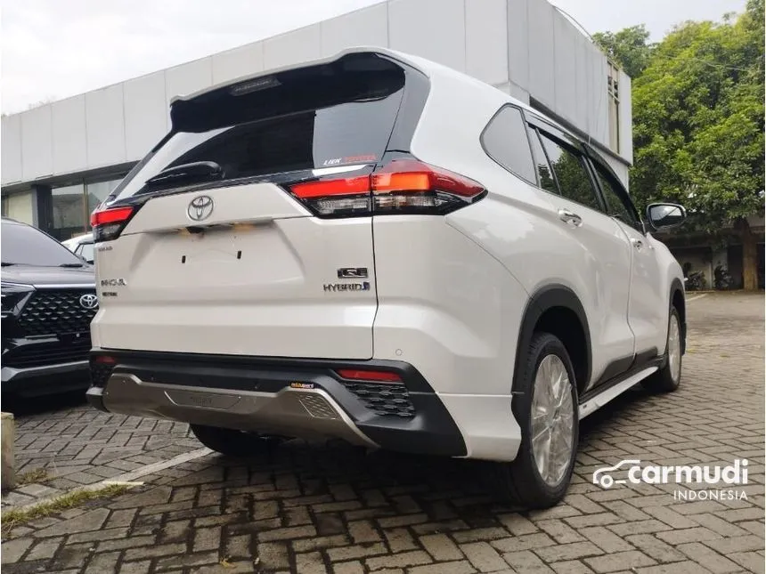 Toyota Kijang Innova Zenix 2023 Q Hv Tss Modellista 2.0 In Jawa Timur 