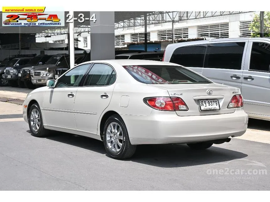 2002 Lexus ES300 Sedan