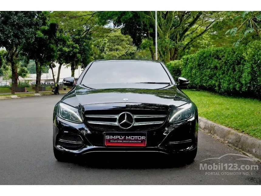 2014 Mercedes-Benz C200 Avantgarde CBU Sedan
