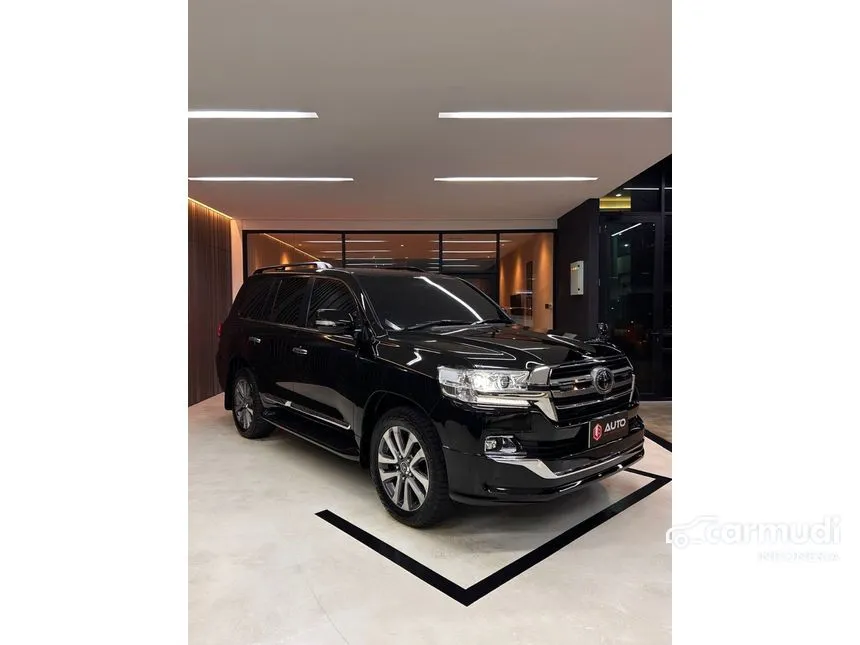 2019 Toyota Land Cruiser VX-R SUV