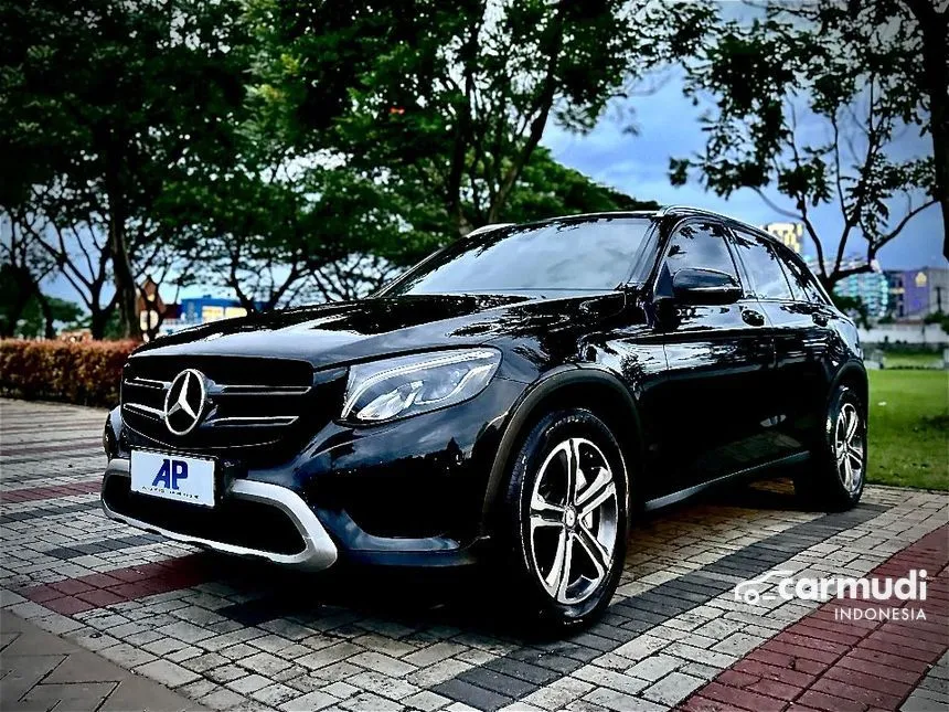 2017 Mercedes-Benz GLC250 Exclusive 4MATIC SUV