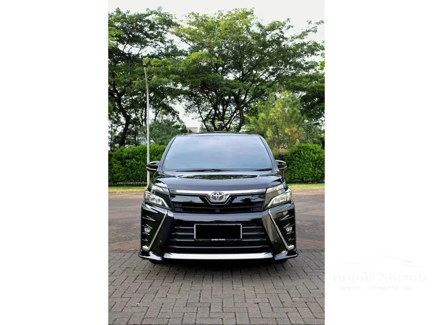 Jual Mobil Toyota Voxy 2018 2.0 di DKI Jakarta Automatic MPV Hitam Rp 295.000.000