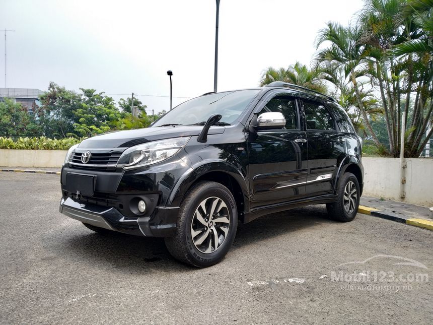 Toyota rush 2015