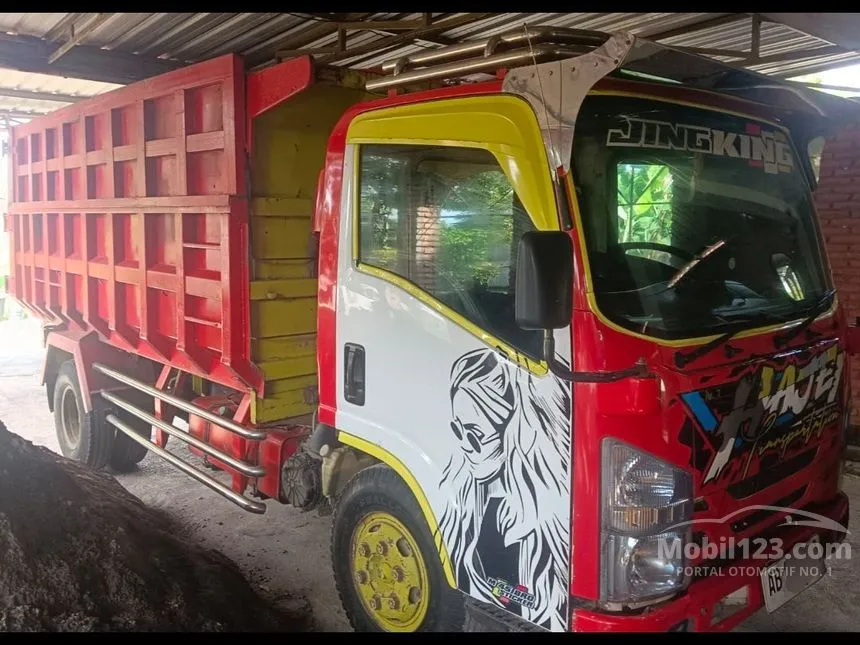 Jual Mobil Isuzu Elf 2018 NMR 71 HD 5.8 4.6 di Yogyakarta Manual Lorry Putih Rp 245.000.000