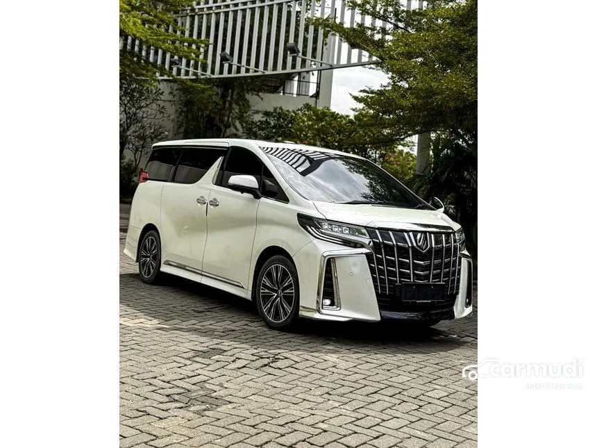 2015 Toyota Alphard SC MPV