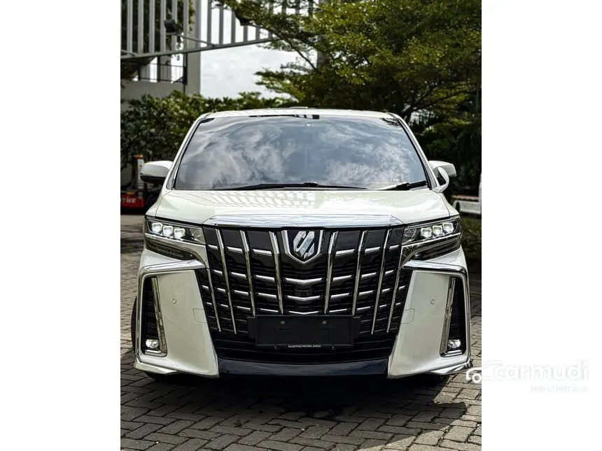 2015 Toyota Alphard SC MPV