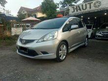 Honda Jazz RS Matic 2009 Tgn 1 Langka Low Kilometer Istimewa Antik