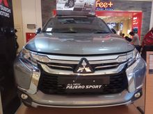 Promo Bunga 0% & Dp Murah Hanya di bulan ini, Mitsubishi Pajero Sport 2,4 Dakar SUV 2019