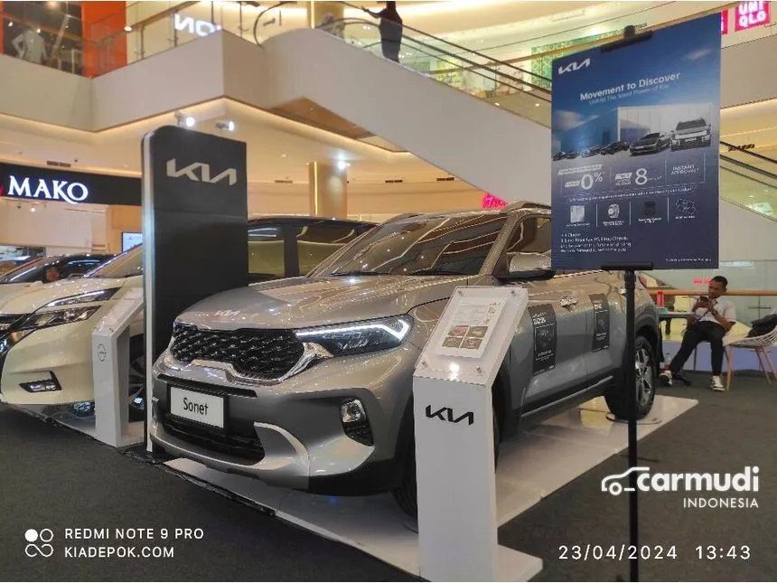 Jual Mobil KIA Sonet 2023 Premiere 1.5 di Jawa Barat Automatic Wagon Silver Rp 301.000.000
