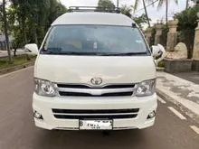 2012 Toyota Hiace 2.5 Commuter Van