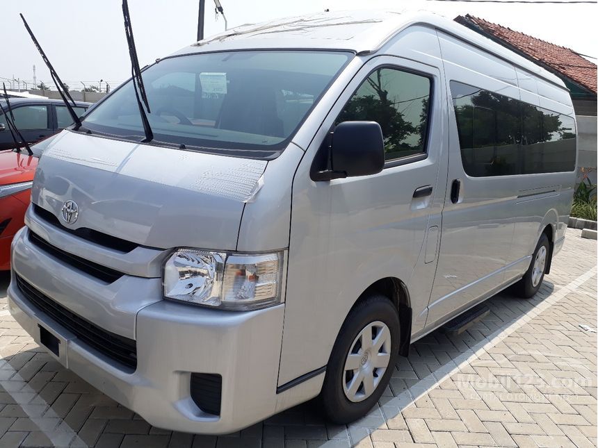 2000 Toyota Hiace - Mobil Bekas - Waa2