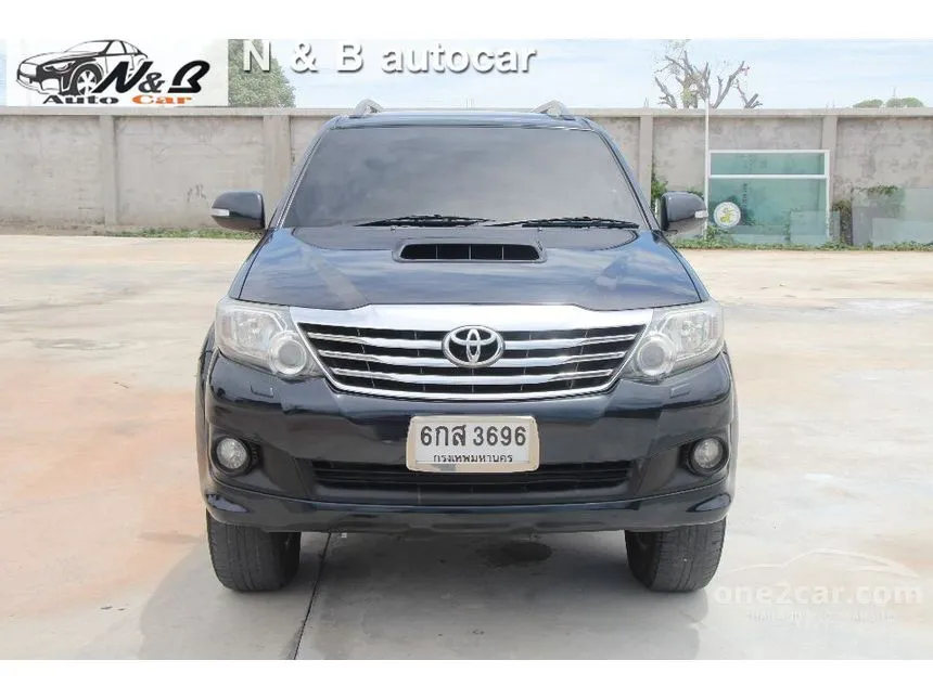 2012 Toyota FORTUNER V SUV