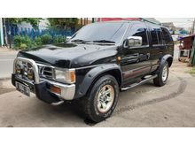 2002 Nissan Terrano Grandroad XTR (Kredit dibantu)