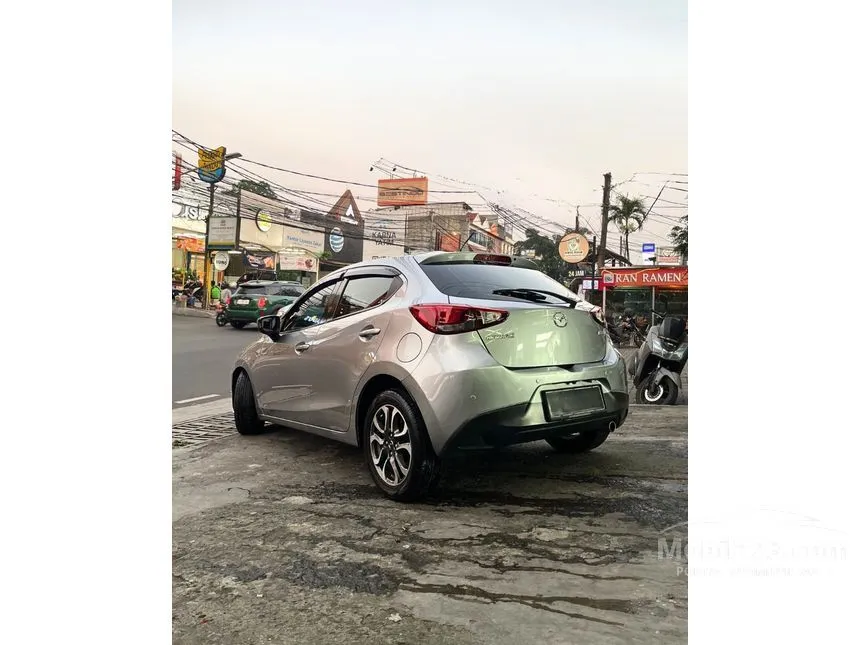 2016 Mazda 2 R Hatchback