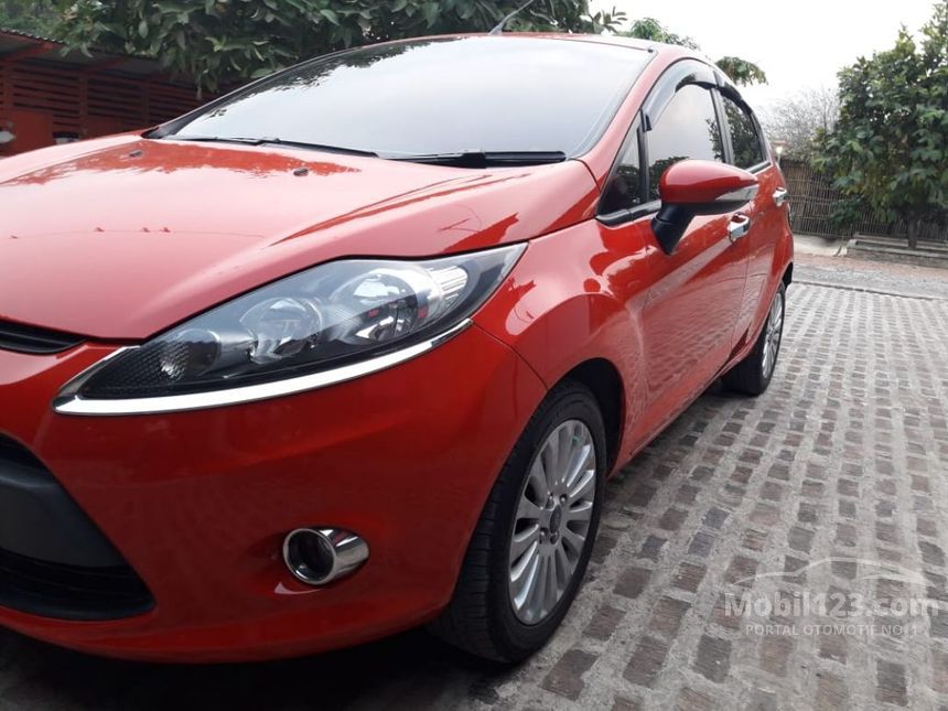 Jual Mobil Ford Fiesta 2014 Sport 1.5 di Jawa Timur 