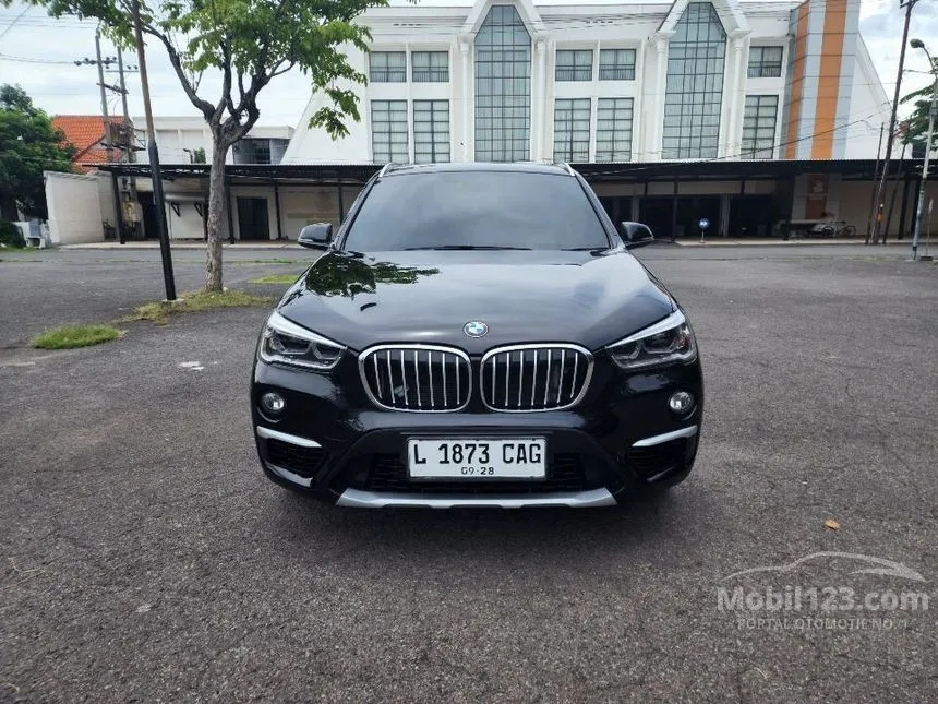 Jual Mobil BMW X1 2018 sDrive18i xLine 1.5 di Jawa Timur Automatic SUV Hitam Rp 460.000.000
