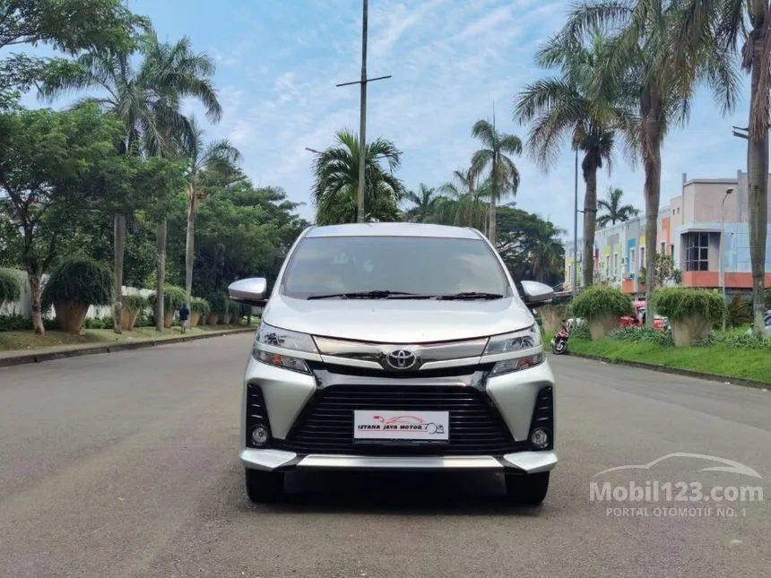 Jual Mobil Toyota Avanza 2021 Veloz 1.5 di DKI Jakarta Automatic MPV Silver Rp 190.000.000