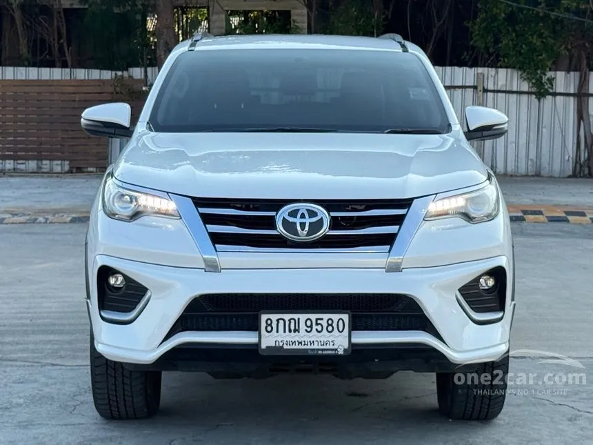 2019 Toyota FORTUNER V SUV