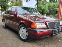 1994 Mercedes-Benz C180 1.8 1.8 Manual Sedan