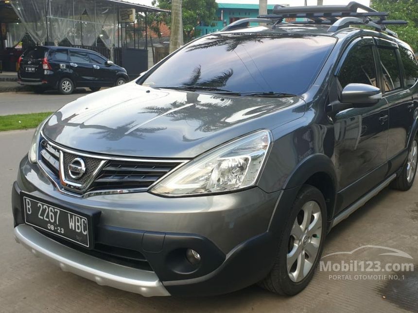 Jual Mobil  Nissan  Grand  Livina  2013 X Gear 1 8 di Jawa  